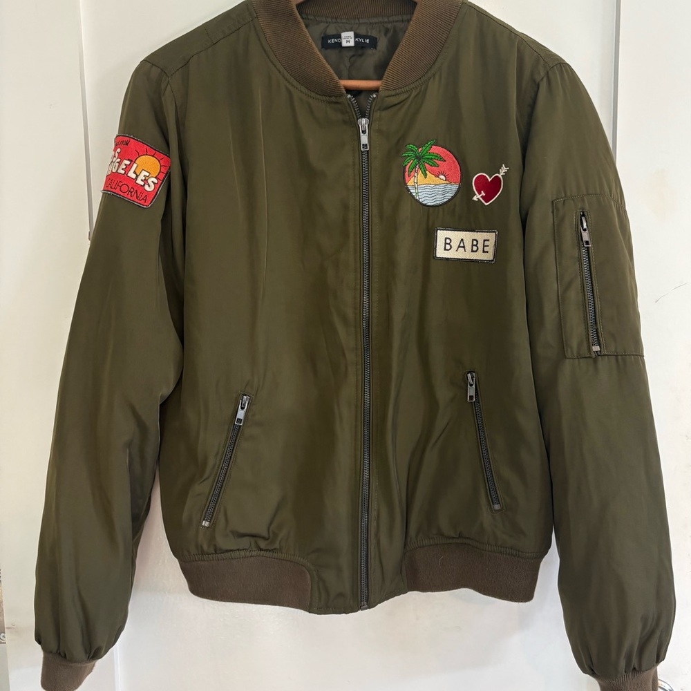 Kendall + Kylie Olive Patch Bomber Jacket Y2K Medium